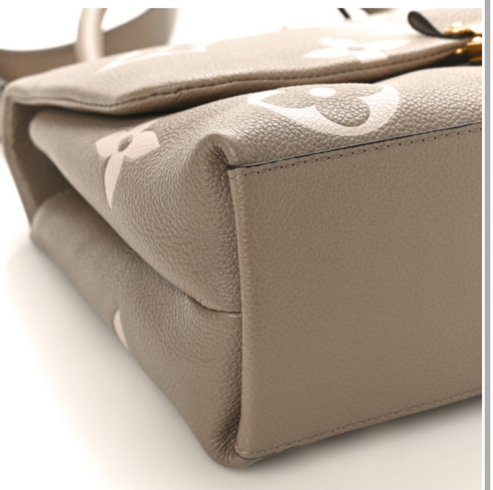 Louis Vuitton Empreinte Monogram Giant Madeline MM in Dove Grey - Picture 5 of 16